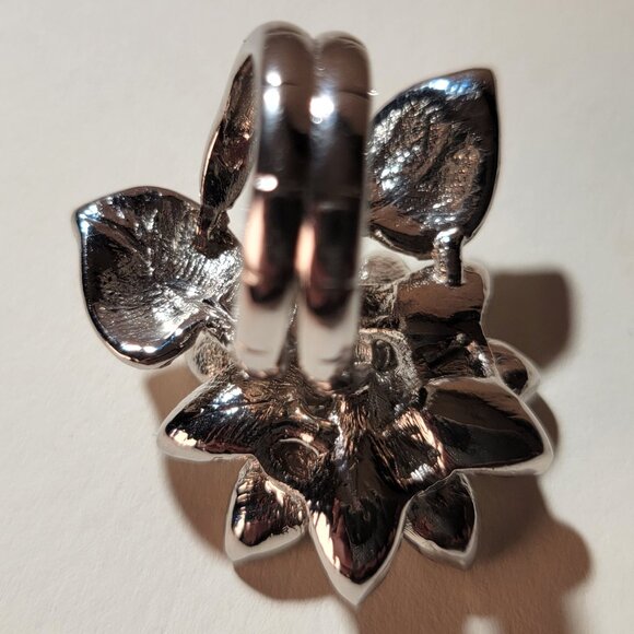 Flower And Leaves Rhinestone Silver Ring Size 7 Costume Jewelry Vintage - Picture 3 of 3